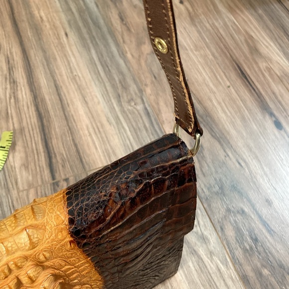 Vintage genuine crocodile handbag - Picture 12 of 17